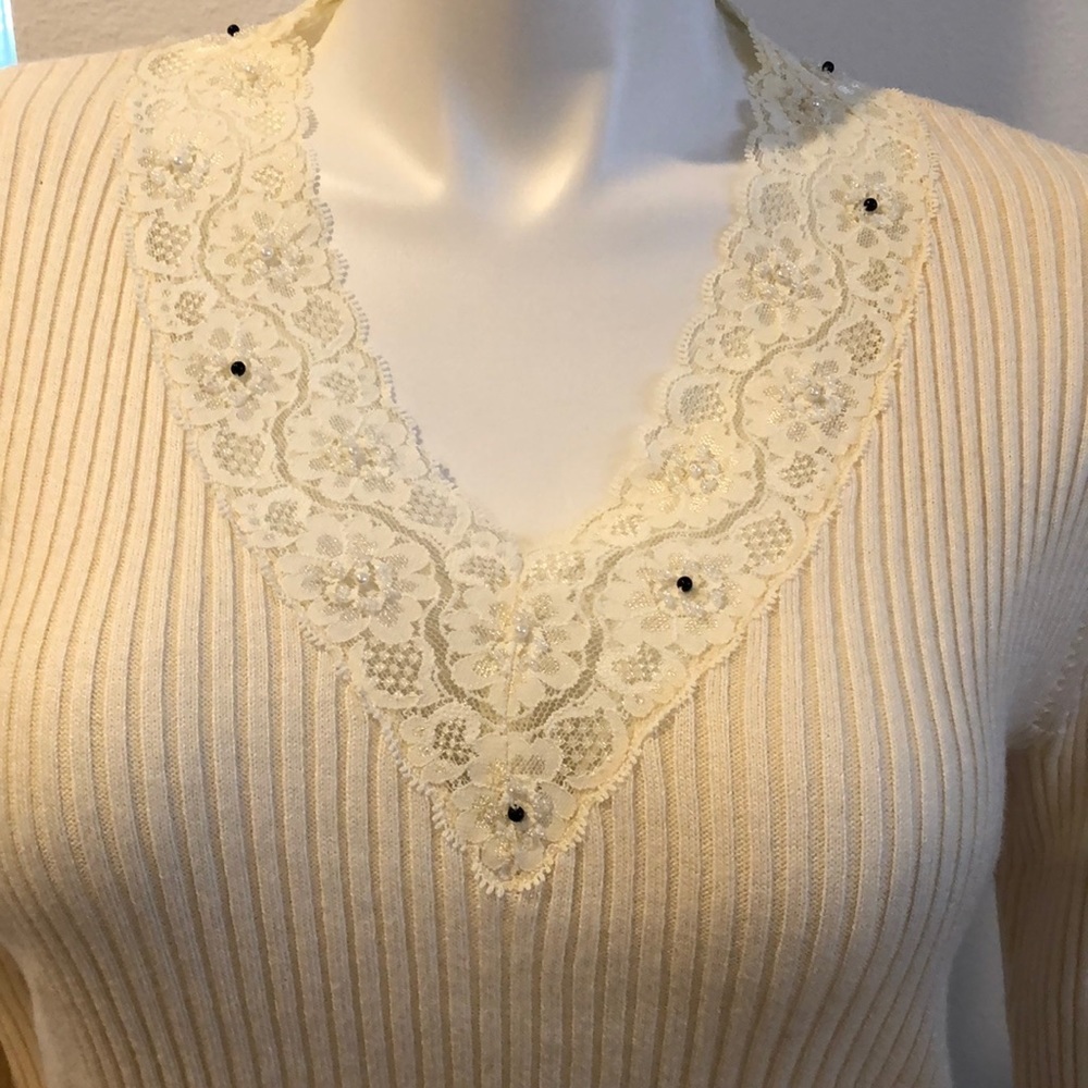 SIGRID OLSEN TOP IN IVORY NWT
